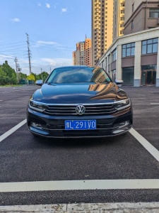 17年迈腾豪华